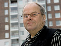 – Kyse on tulevaisuuden rakentamisesta. Kun jokainen yksiln parantaa toimintaansa, syntyy suurempi muutosten virta, JHL:n sopimustoimitsija Yrj Nuutinen patistaa. Foto: PATRIK LINDSTRM